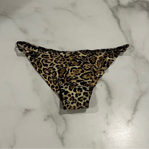 New Rio de Sol Brazilian Bottom Leopardo Invisible Bikini bottoms Medium - Picture 4 of 9